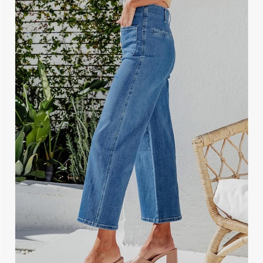 Sidefeel NWT wide leg, high waist, cropped stretchy button fly denim. Size 6 - Picture 2 of 7